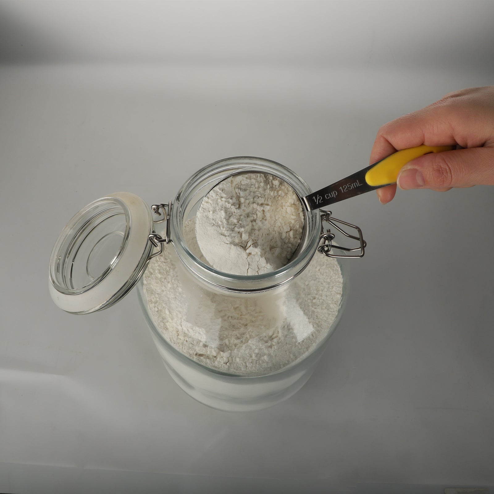 1 Gallon Round Glass Jar with Airtight Hinged Lid(Extra 1 Gasket)