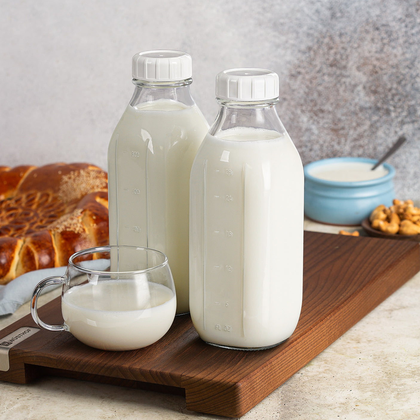 32 Oz Glass Milk Juice Bottles with Pour Spout, Scale Mark